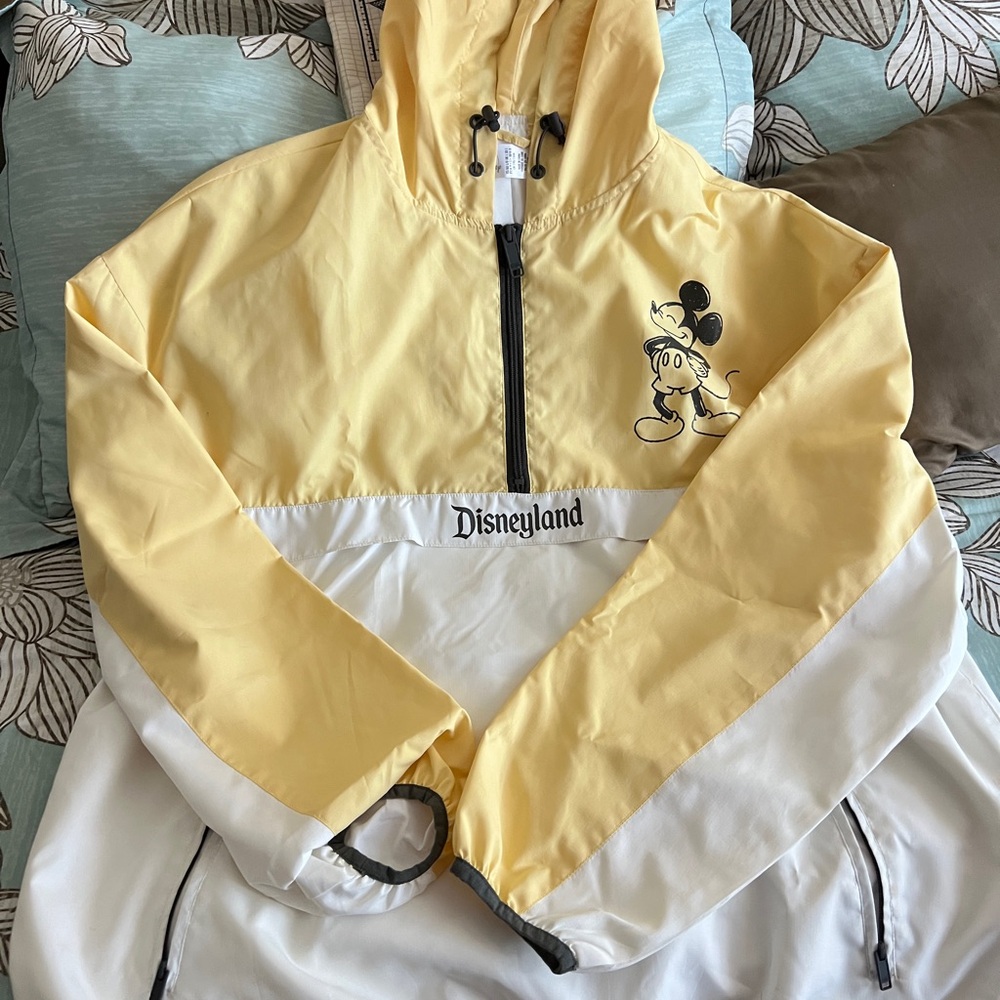 Disney Women Mickey Mouse Yellow and White Raincoat